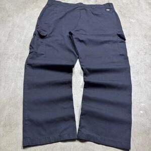 Dickies black cargo pants broken